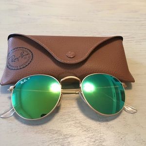 Round green Rayban sunglasses